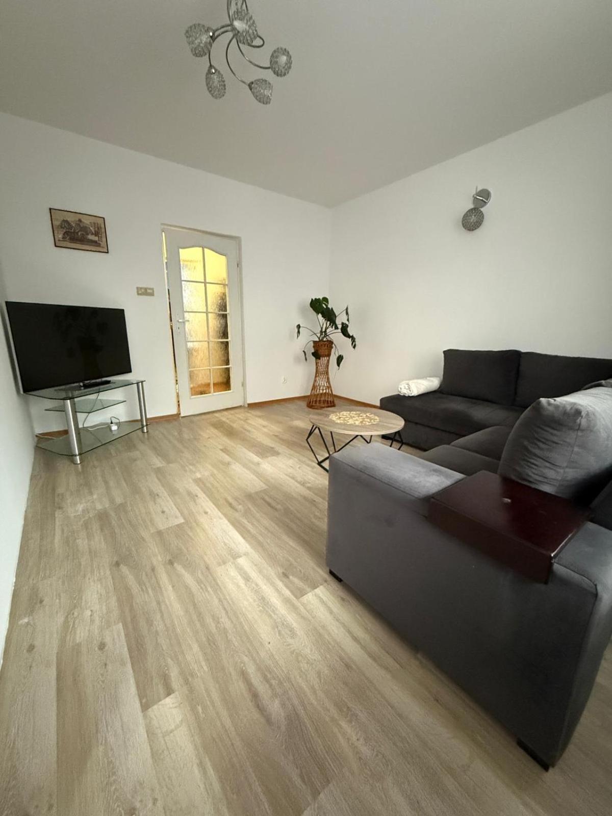 Family Apartment Przemyśl Eksteriør billede